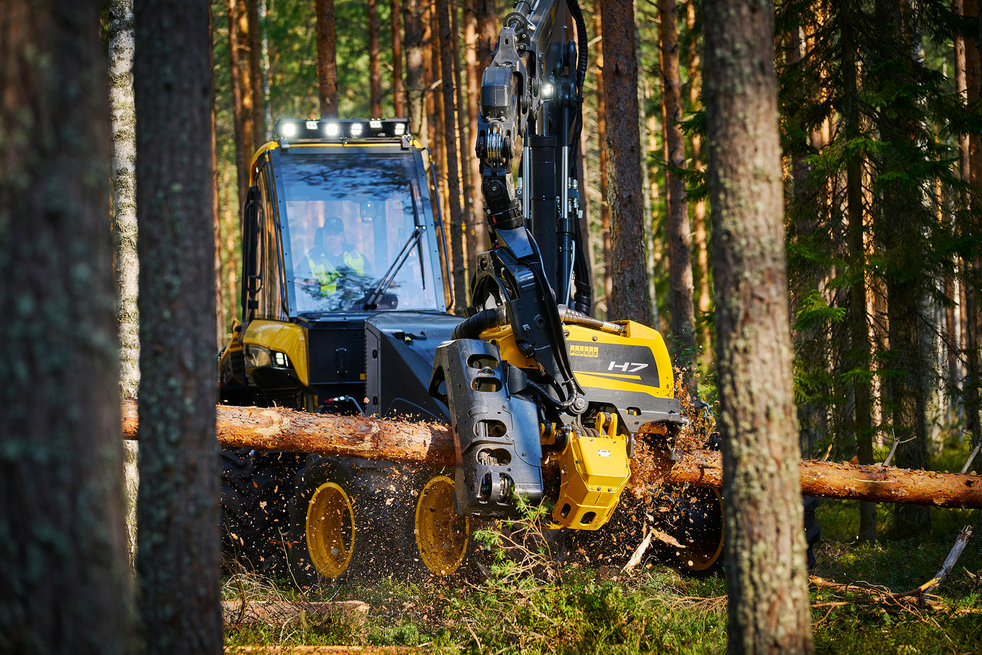 NEW PONSSE H7 ハーベスタヘッド